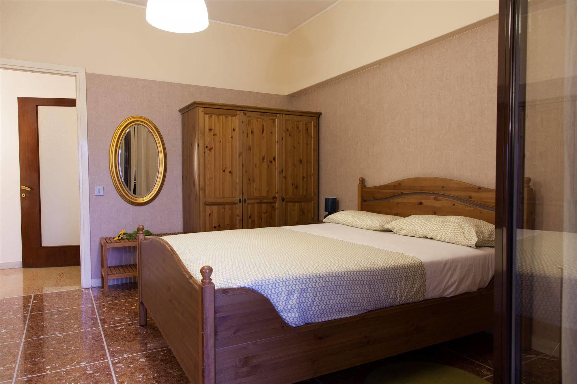 Bed and Breakfast Santa Croce Roma Esterno foto